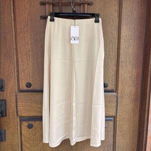 Zara aline beige satin skirt size XS, S, M, L